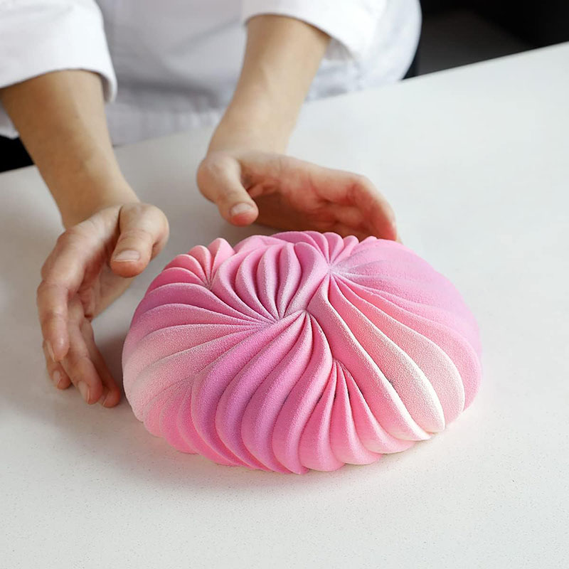 ラウンドムースケーキパンベーキング用大型砂丘シリコーン型 3 - Kitchen Gadgets Oxo のレビューと価格