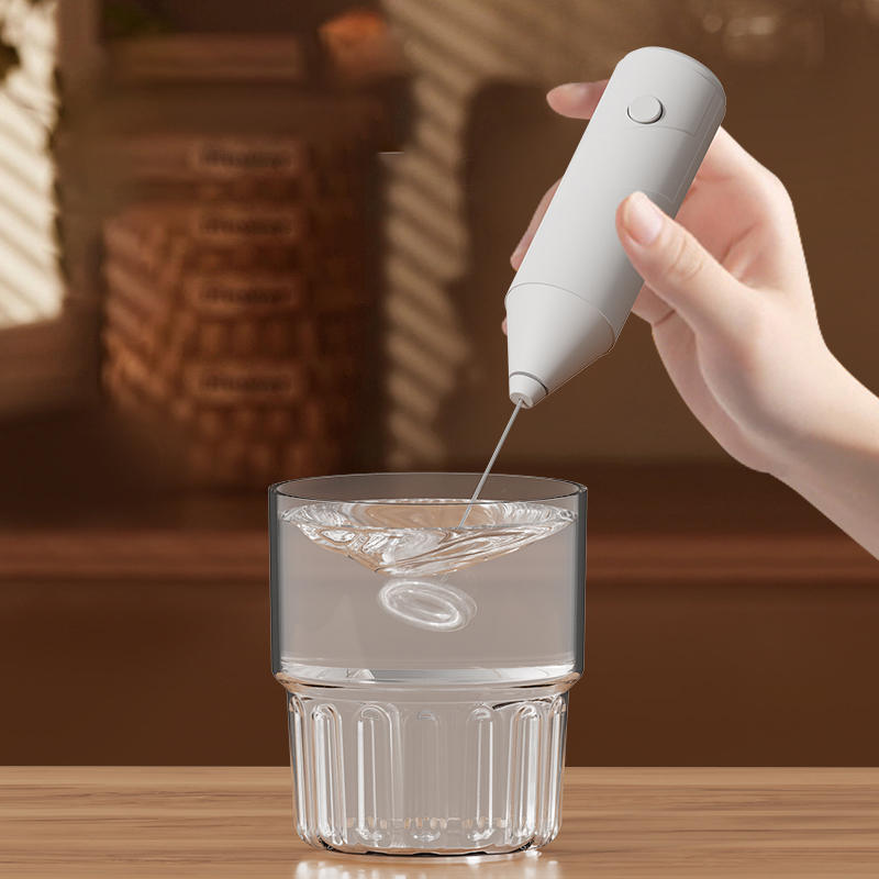 ミルクワイヤレスフォーマーコーヒー泡立て器ミキサー電動ブレン - Kitchen Gadgets Design のレビューと価格