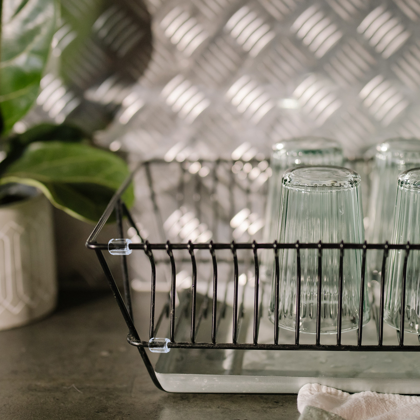 80 個キッチンシンクグリッドフィートプラスチック透明交換用 - Kitchen Gadgets Wholesale のレビューと価格