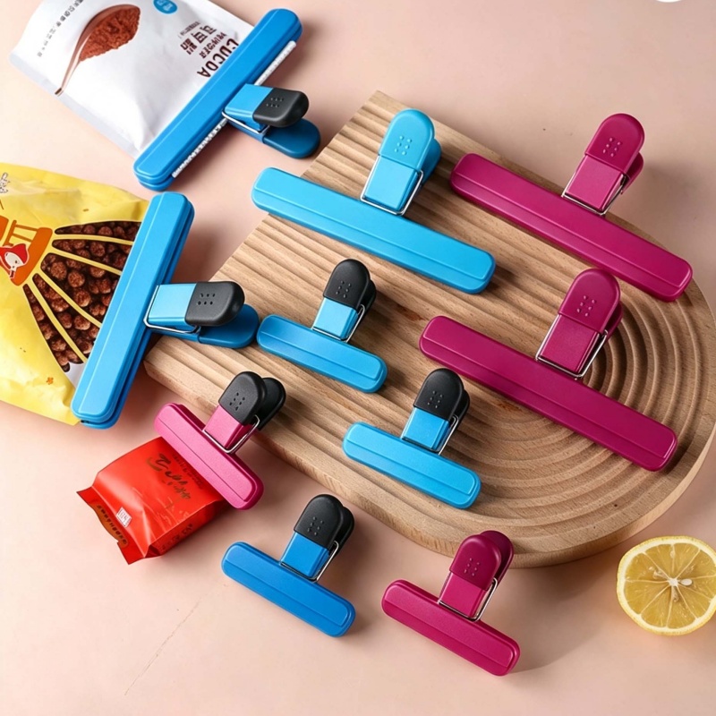 4個入り携帯用プラスチック製袋シーリングクリップ、食品スナッ - Kitchen Gadgets Oxo のレビューと価格